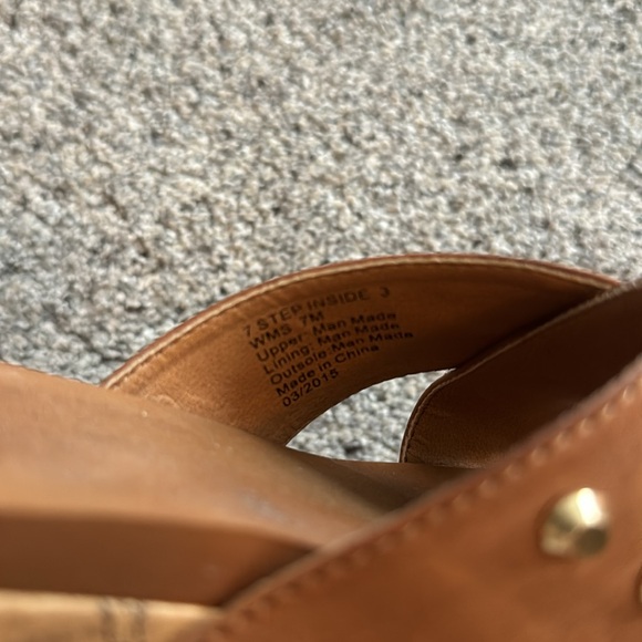 Kenneth Cole Reaction Platform Studded Sandal - Picture 3 of 3